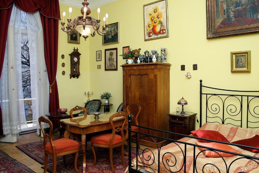 Budapest Tourist Apartments - Jozsef Koerut Стая снимка