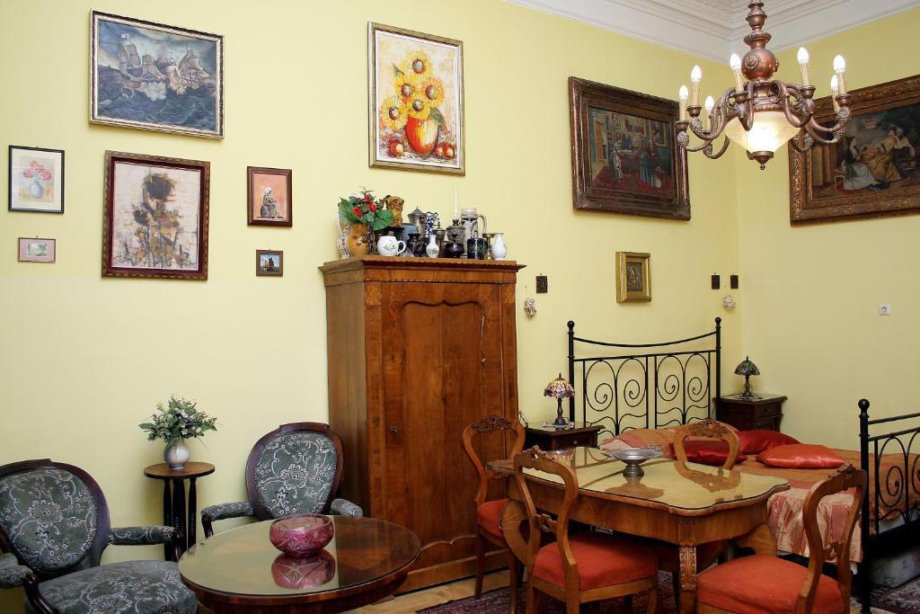 Budapest Tourist Apartments - Jozsef Koerut Стая снимка