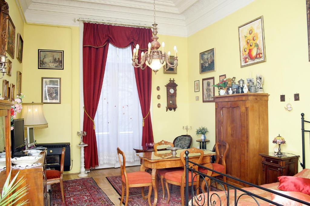 Budapest Tourist Apartments - Jozsef Koerut Стая снимка