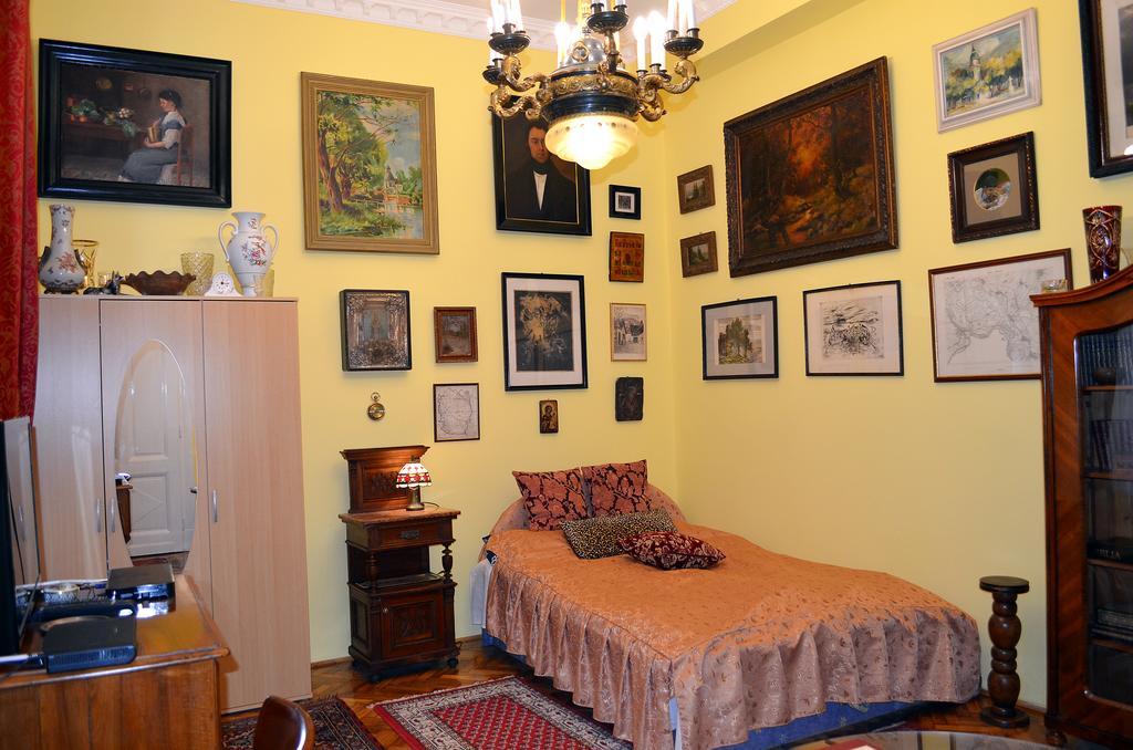 Budapest Tourist Apartments - Jozsef Koerut Екстериор снимка